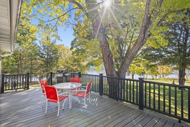 1754 Breezy Point Lane, Kimberling City, MO 65686