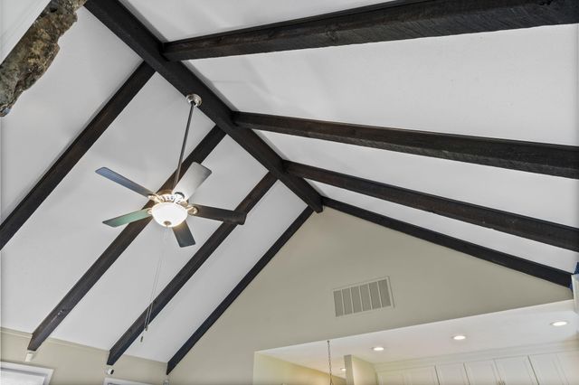 1754 Breezy Point Lane, Kimberling City, MO 65686