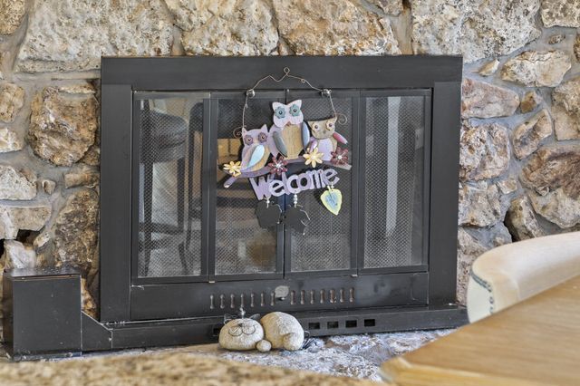 1754 Breezy Point Lane, Kimberling City, MO 65686