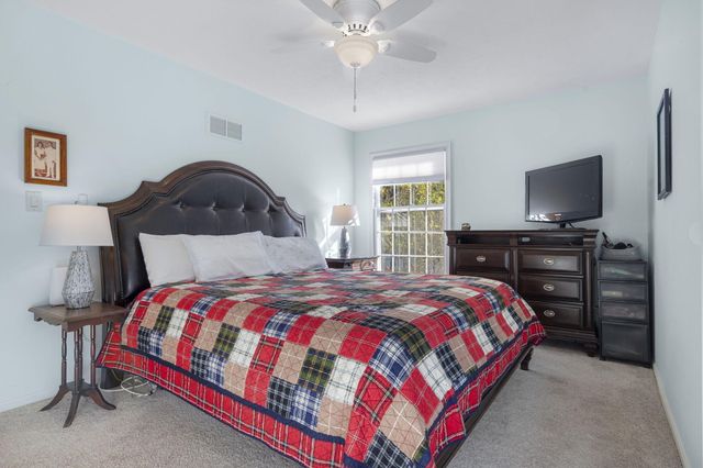 1754 Breezy Point Lane, Kimberling City, MO 65686