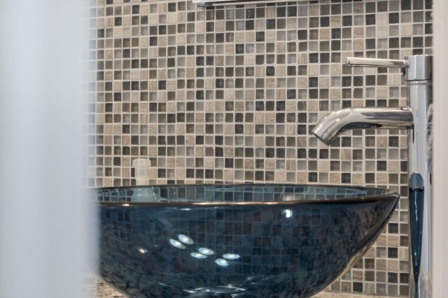 1754 Breezy Point Lane, Kimberling City, MO 65686