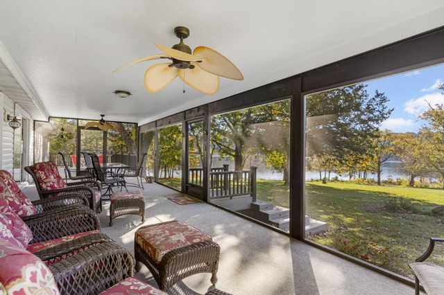 1754 Breezy Point Lane, Kimberling City, MO 65686