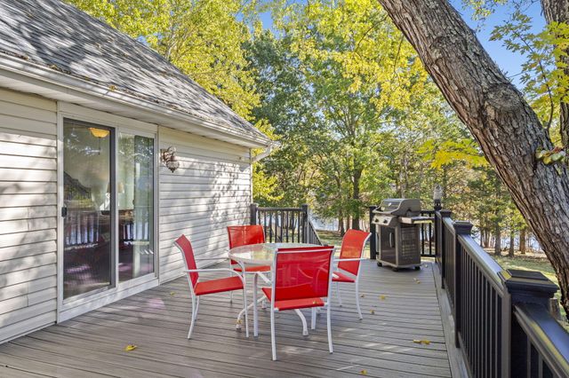 1754 Breezy Point Lane, Kimberling City, MO 65686