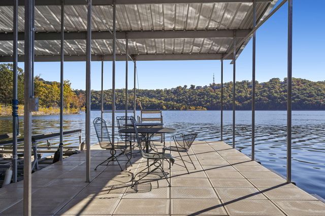 1754 Breezy Point Lane, Kimberling City, MO 65686