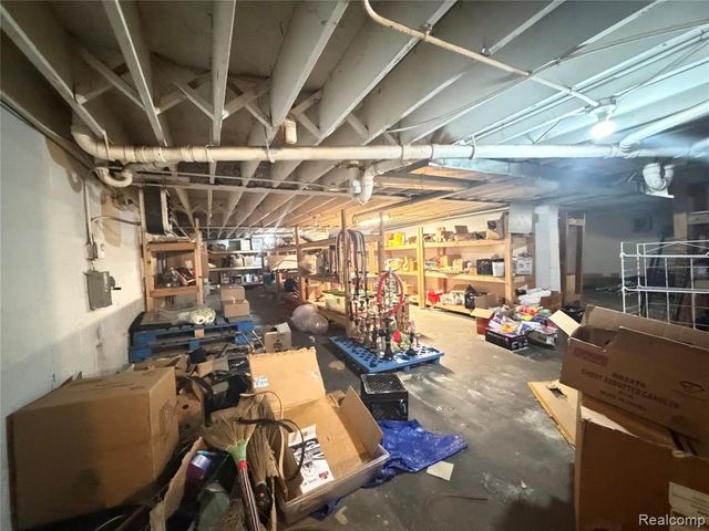 10135 Dix, Dearborn, MI 48120