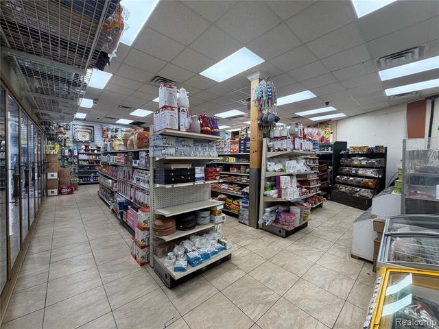 10135 Dix, Dearborn, MI 48120