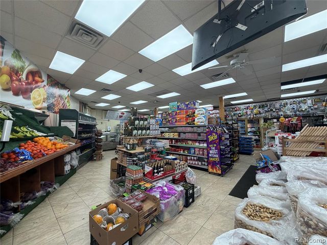 10135 Dix, Dearborn, MI 48120