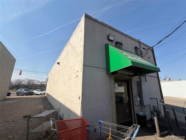 10135 Dix, Dearborn, MI 48120