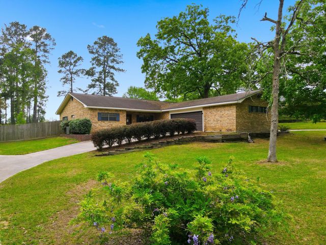 127 County Road 4276, Woodville, TX 75979