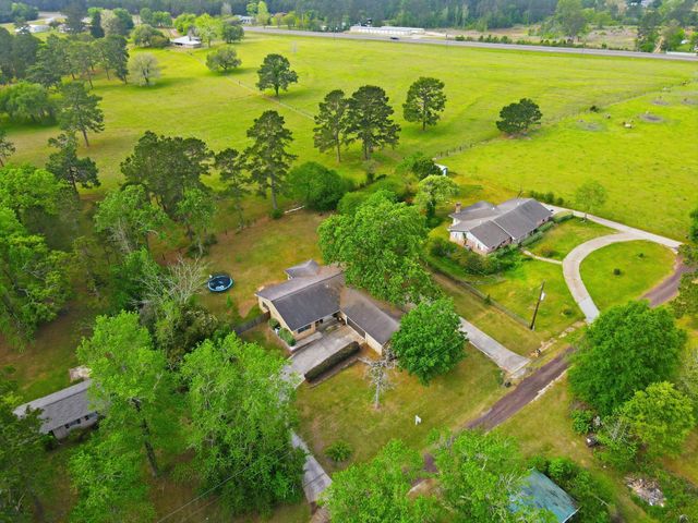 127 County Road 4276, Woodville, TX 75979