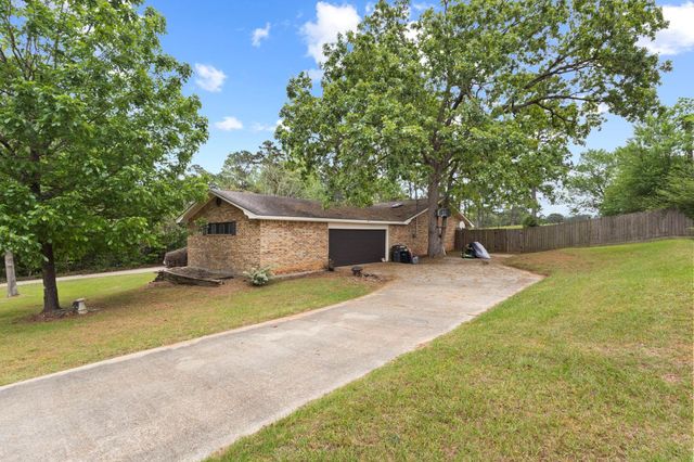 127 County Road 4276, Woodville, TX 75979