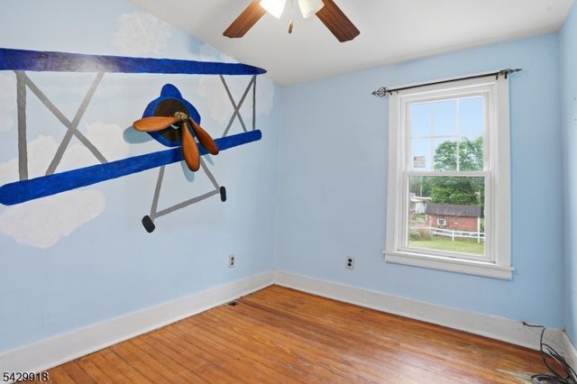 54 Front St, Belvidere Twp., NJ 07823