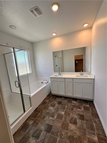4487 Sawyer Ridge Street, Las Vegas, NV 89147