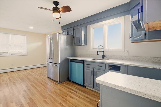 523 Dexter Street, Providence, RI 02907