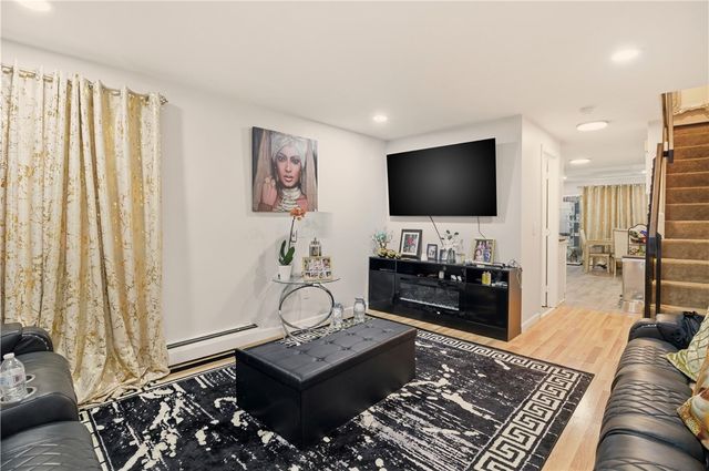 523 Dexter Street, Providence, RI 02907