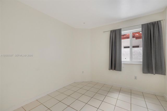 8423 SW 209th St, Cutler Bay, FL 33189