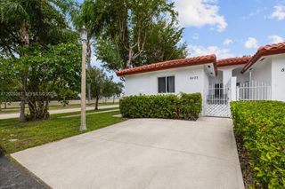 8423 SW 209th St, Cutler Bay, FL 33189