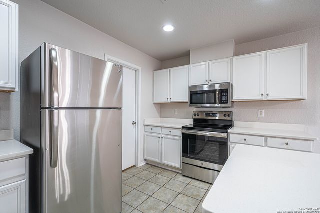 8803 Mesa, San Antonio, TX 78224