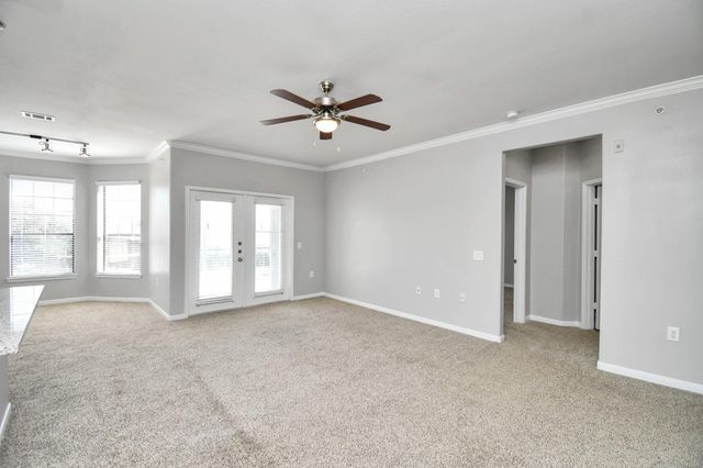 6777 Sommerall Street 0231, Houston, TX 77084