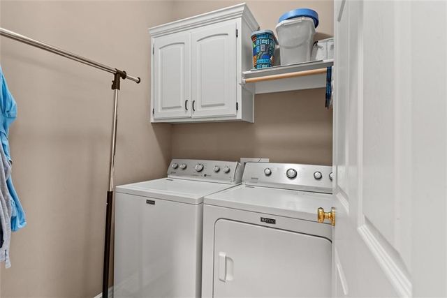 14770 S Glen Eyrie Street, Olathe, KS 66061