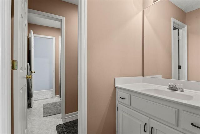 14770 S Glen Eyrie Street, Olathe, KS 66061