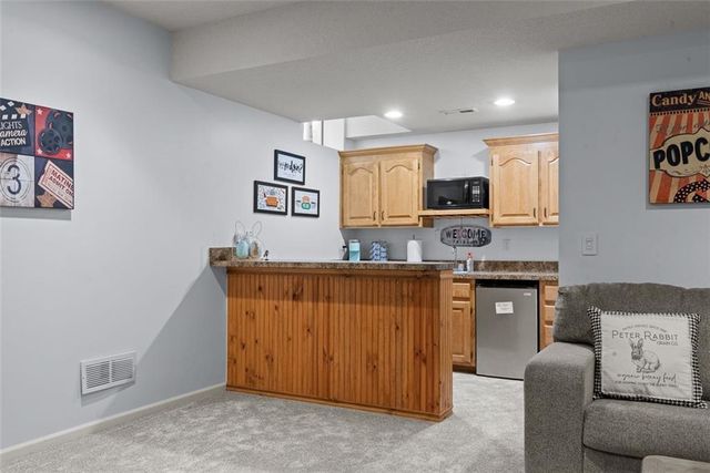 14770 S Glen Eyrie Street, Olathe, KS 66061