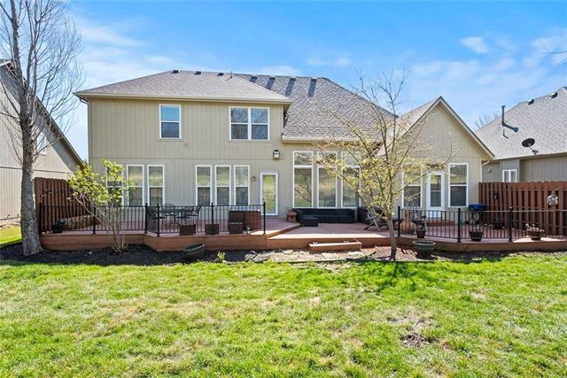 14770 S Glen Eyrie Street, Olathe, KS 66061