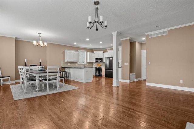 14770 S Glen Eyrie Street, Olathe, KS 66061