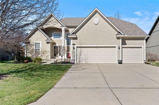 14770 S Glen Eyrie Street, Olathe, KS 66061