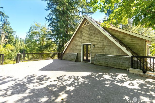 23609 W Lake Kayak Drive, Monroe, WA 98272