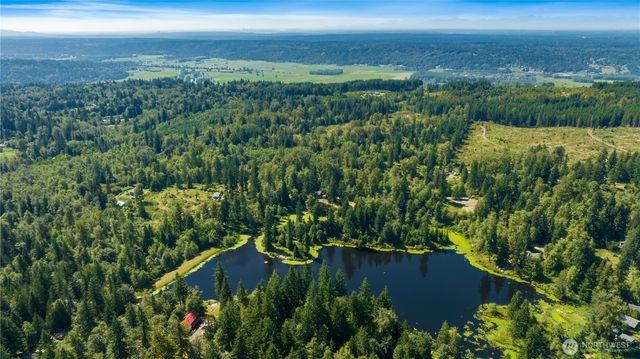 23609 W Lake Kayak Drive, Monroe, WA 98272