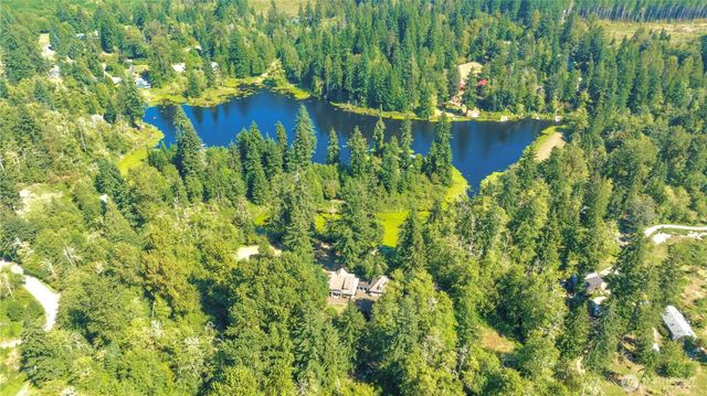 23609 W Lake Kayak Drive, Monroe, WA 98272