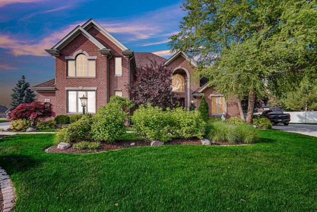 2131 White Oak Lane, Highland, IN 46322