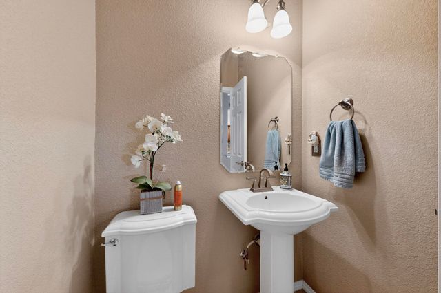 1605 CORTE CASTELLANA, Rio Rancho, NM 87124