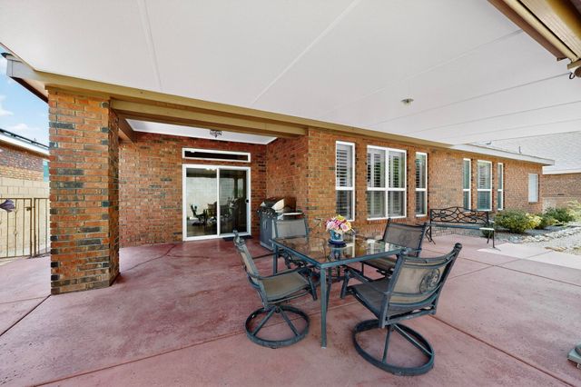 1605 CORTE CASTELLANA, Rio Rancho, NM 87124