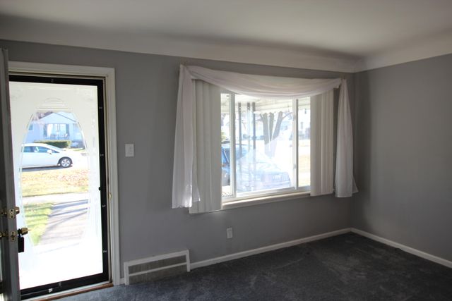 14383 Mercedes, Redford, MI 48239