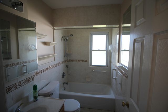 14383 Mercedes, Redford, MI 48239