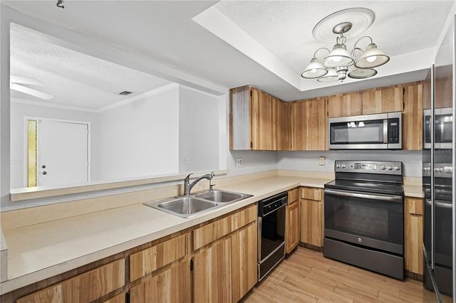 8131 BRADDOCK CIRCLE 1, Port Richey, FL 34668