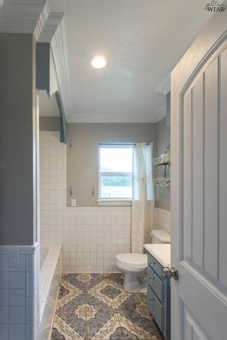 1803 MIDWESTERN PARKWAY, Wichita Falls, TX 76302