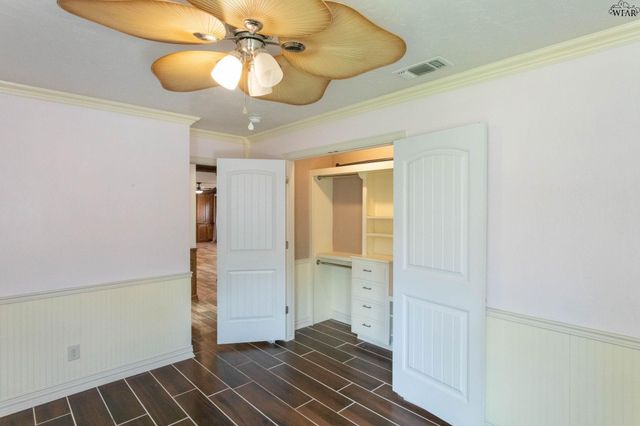 1803 MIDWESTERN PARKWAY, Wichita Falls, TX 76302