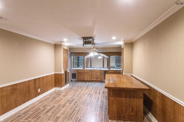 1803 MIDWESTERN PARKWAY, Wichita Falls, TX 76302
