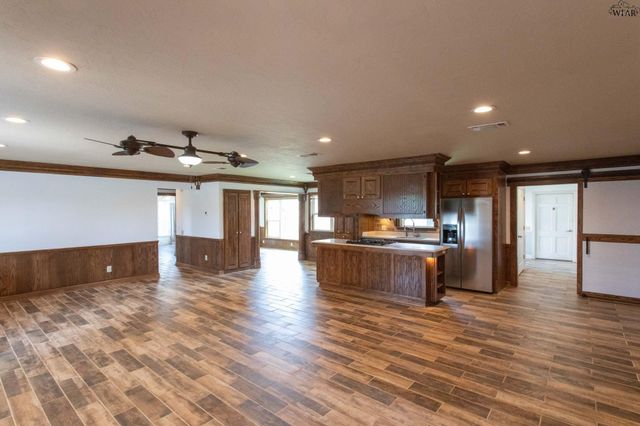 1803 MIDWESTERN PARKWAY, Wichita Falls, TX 76302