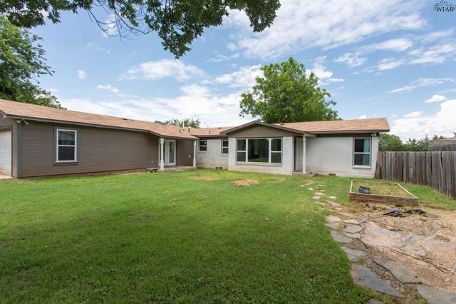 1803 MIDWESTERN PARKWAY, Wichita Falls, TX 76302