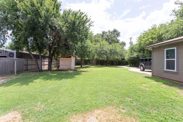 1803 MIDWESTERN PARKWAY, Wichita Falls, TX 76302