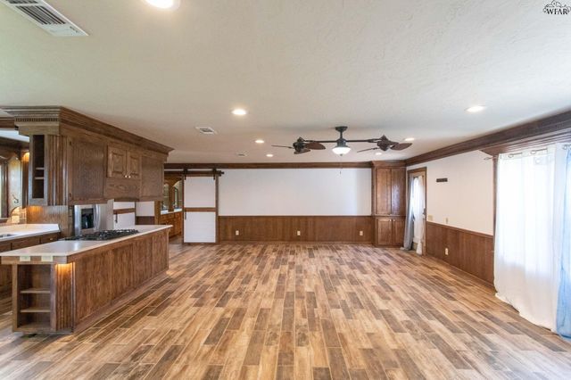 1803 MIDWESTERN PARKWAY, Wichita Falls, TX 76302