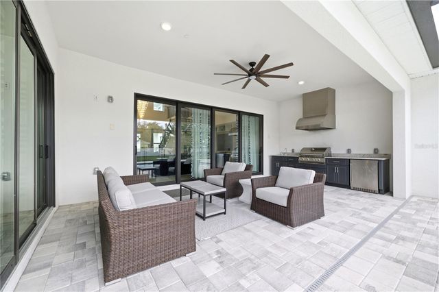 2340 WHITE DOGWOOD LOOP, Lutz, FL 33549