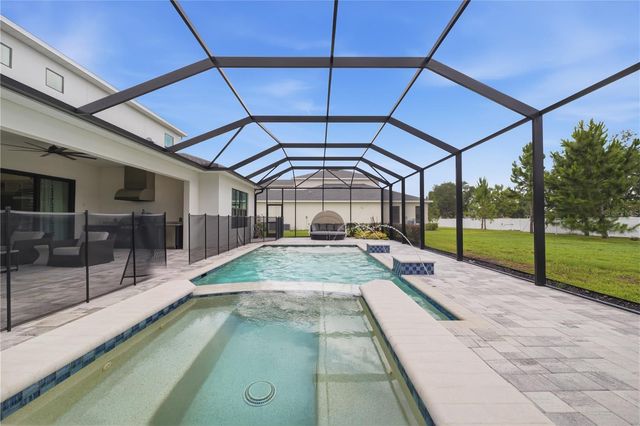 2340 WHITE DOGWOOD LOOP, Lutz, FL 33549