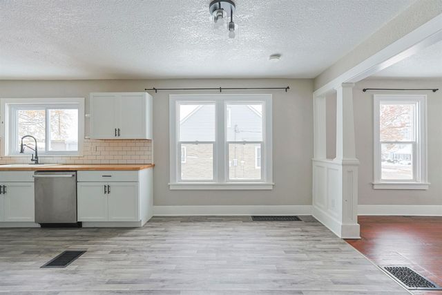 618 Donmoyer Avenue, South Bend, IN 46614