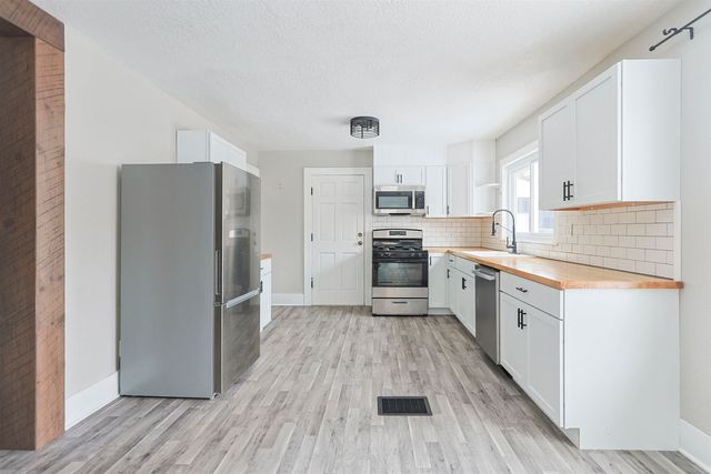 618 Donmoyer Avenue, South Bend, IN 46614