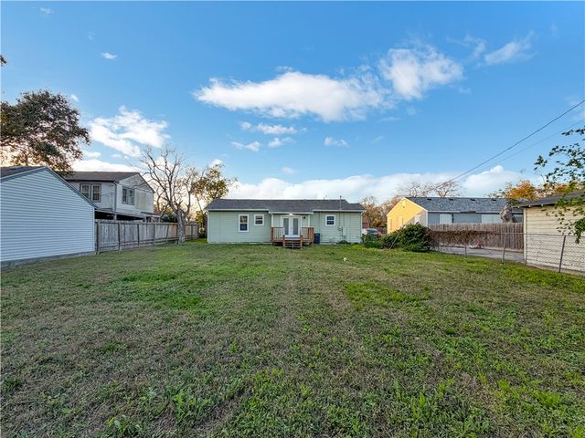 1110 Logan Ave, Corpus Christi, TX 78404